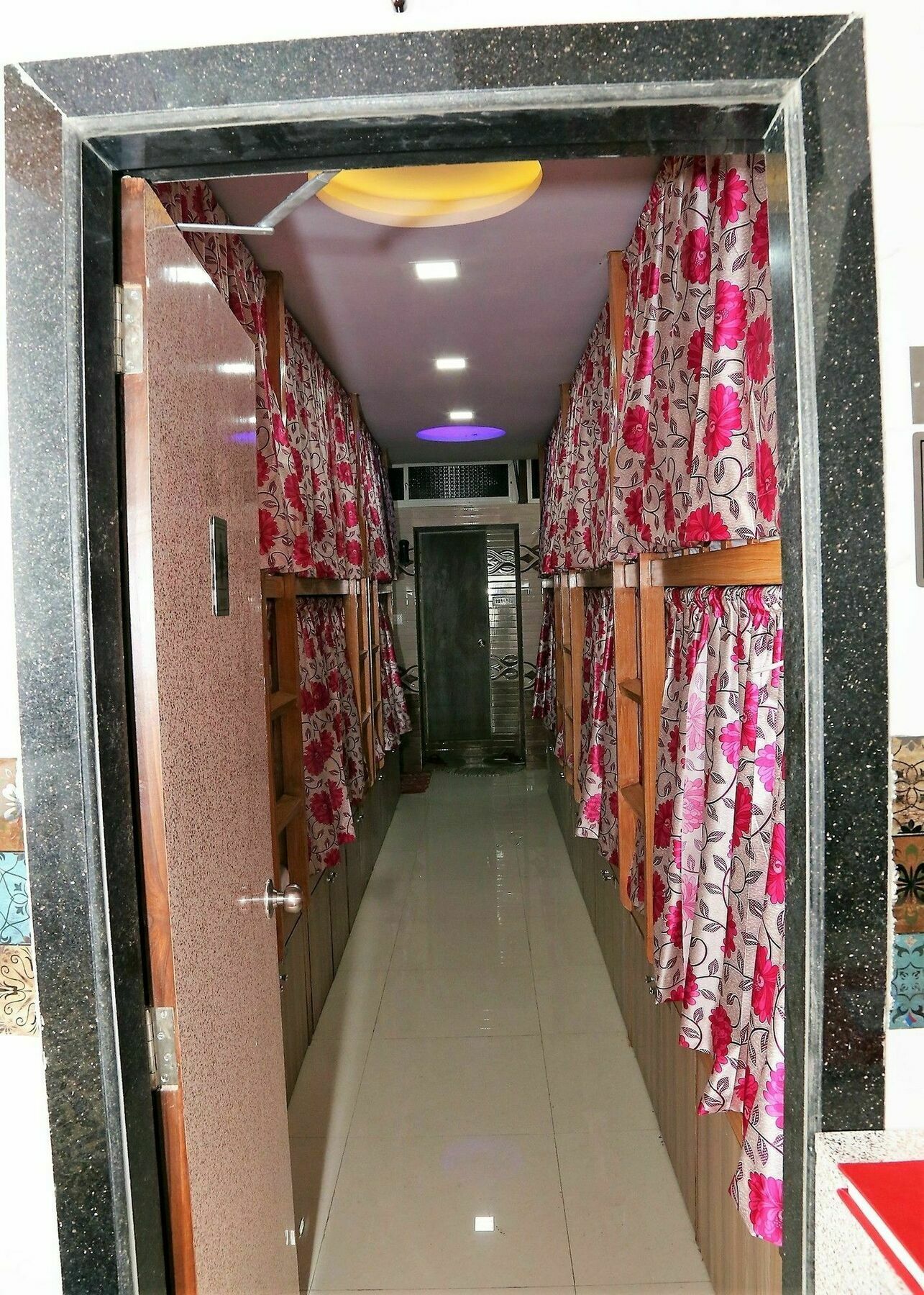 Delta Dormitory Bombaj Exteriér fotografie